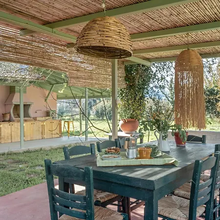 Lefkadas Bohemian * Lefkada City